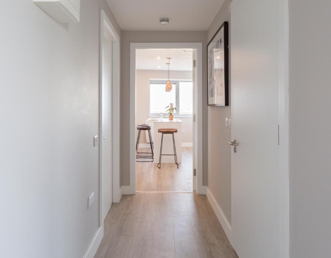 Metro Apartments Dublin Airport ภายนอก รูปภาพ