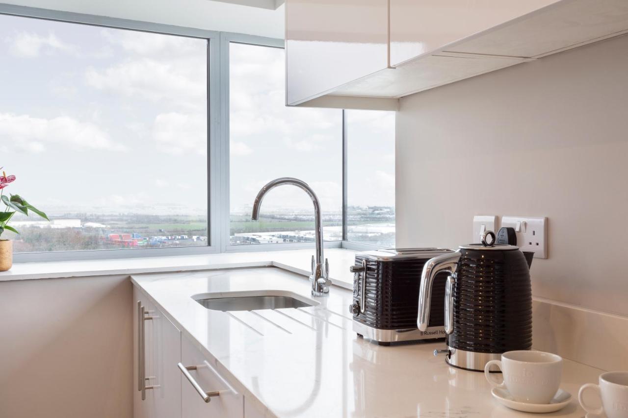 Metro Apartments Dublin Airport ภายนอก รูปภาพ